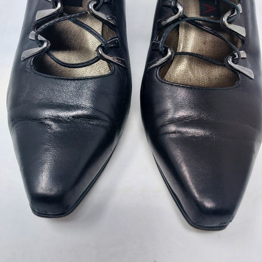 Prevata Black Leather Pointed Toe Kitten Heel Lace Up Shoes Size 7 - Picture 3 of 11